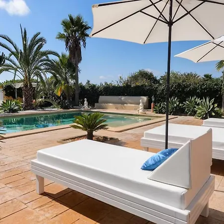 Modern With Pool Near Town * San Jose (Almeria)